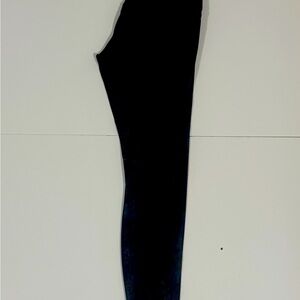 Lululemon Athletica Black Leggings Streamlined Design